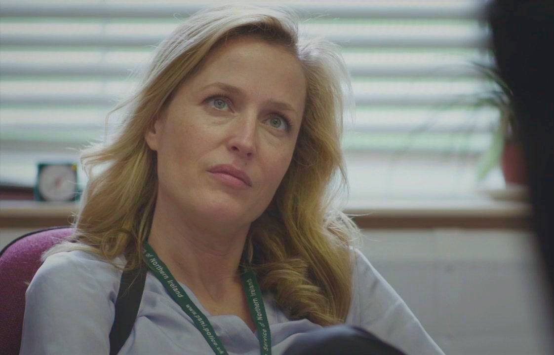 sweatylizard's tweet photo. forever obsessed with gillian anderson as stella gibson https://t.co/WCKRQojRMz