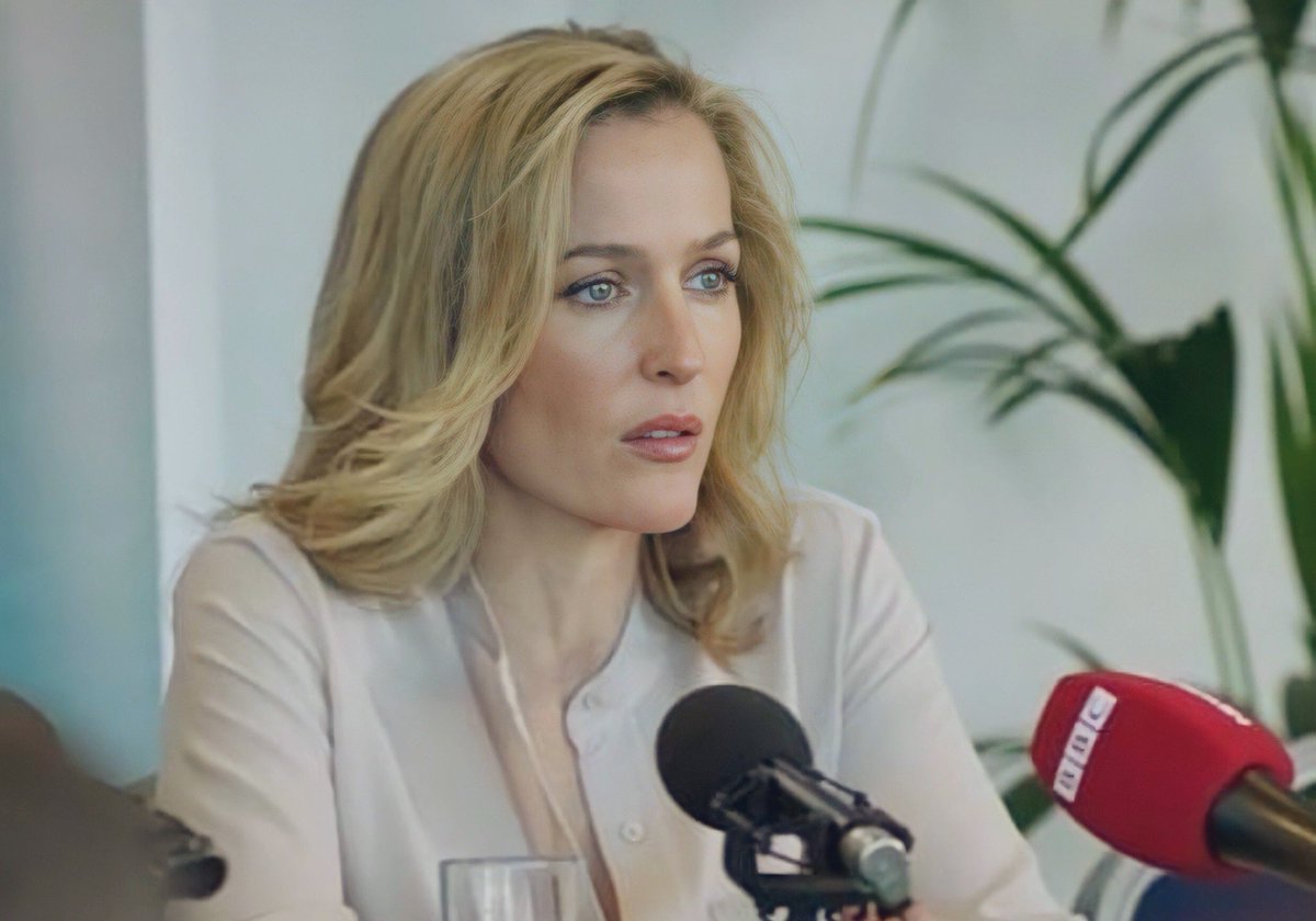 forever obsessed with gillian anderson as stella gibson