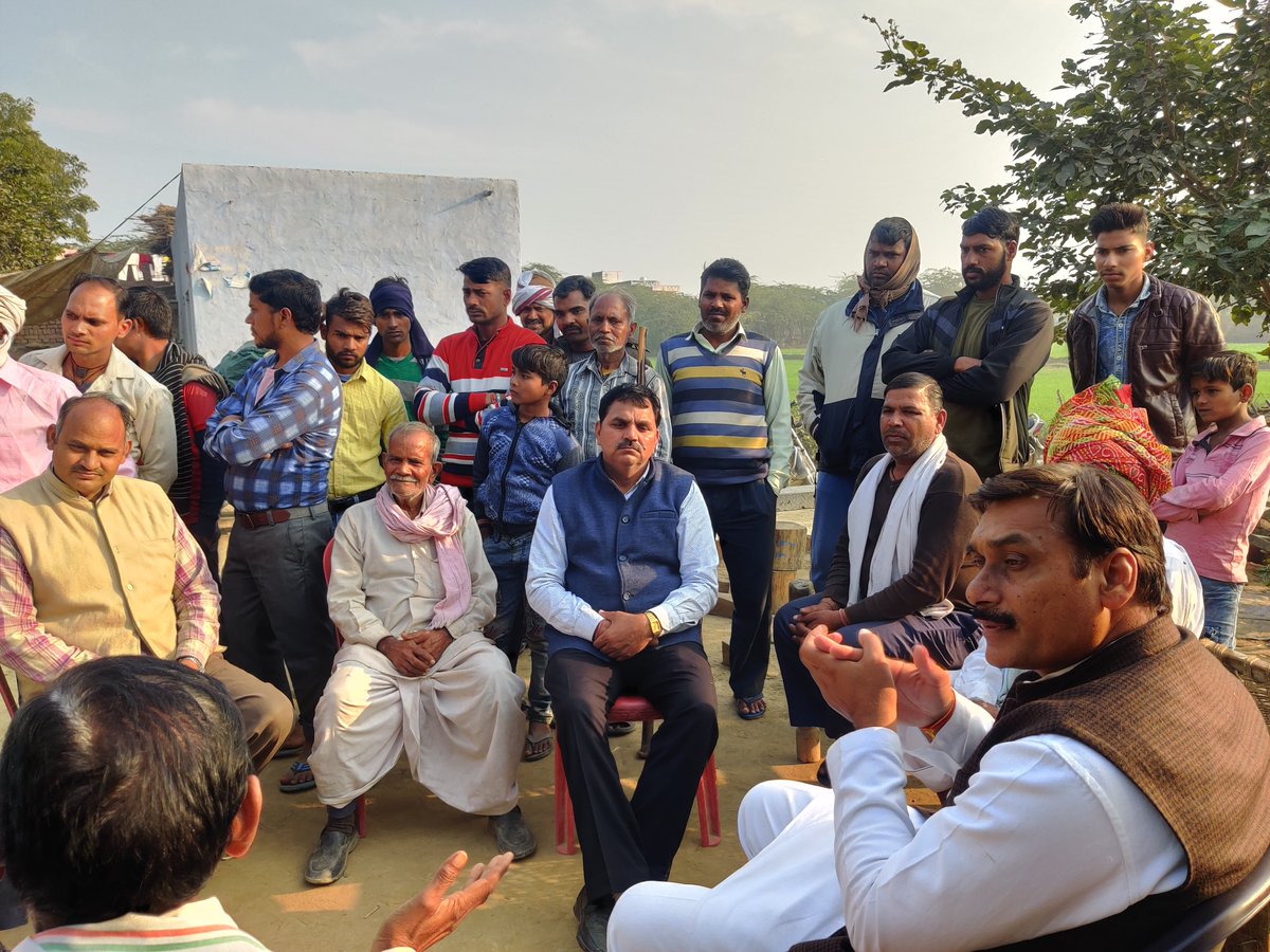 PreetamsinghRLD's tweet photo. नगला बुड़ावई, कोसी ख़ुर्द में नववर्ष के उपलक्ष्य में आयोजित भंडारे में पहुँचकर प्रसाद ग्रहण किया।
@jayantrld @RLDparty https://t.co/B9Pgxs2NA7