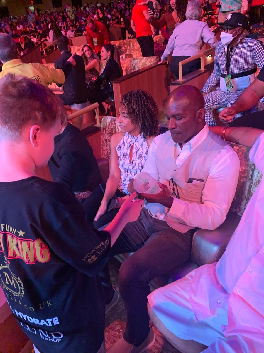 RLonger's tweet photo. Cooper and my dad were able to meet the great Evander the real deal Holyfield. #OrtizMartin #Foxpbc https://t.co/IZKmy5MHKd