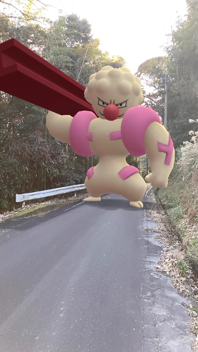 ポケモンGOがバグったことで？巨大なドテッコツに襲われるwww