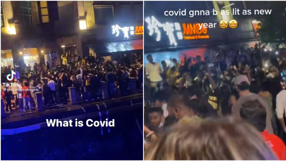 ChannelNewsAsia's tweet photo. New Year's Eve gathering at Clarke Quay 'potential superspreading event': COVID-19 task force https://t.co/yqjQMnc8vS https://t.co/OvUbi9Qvvg