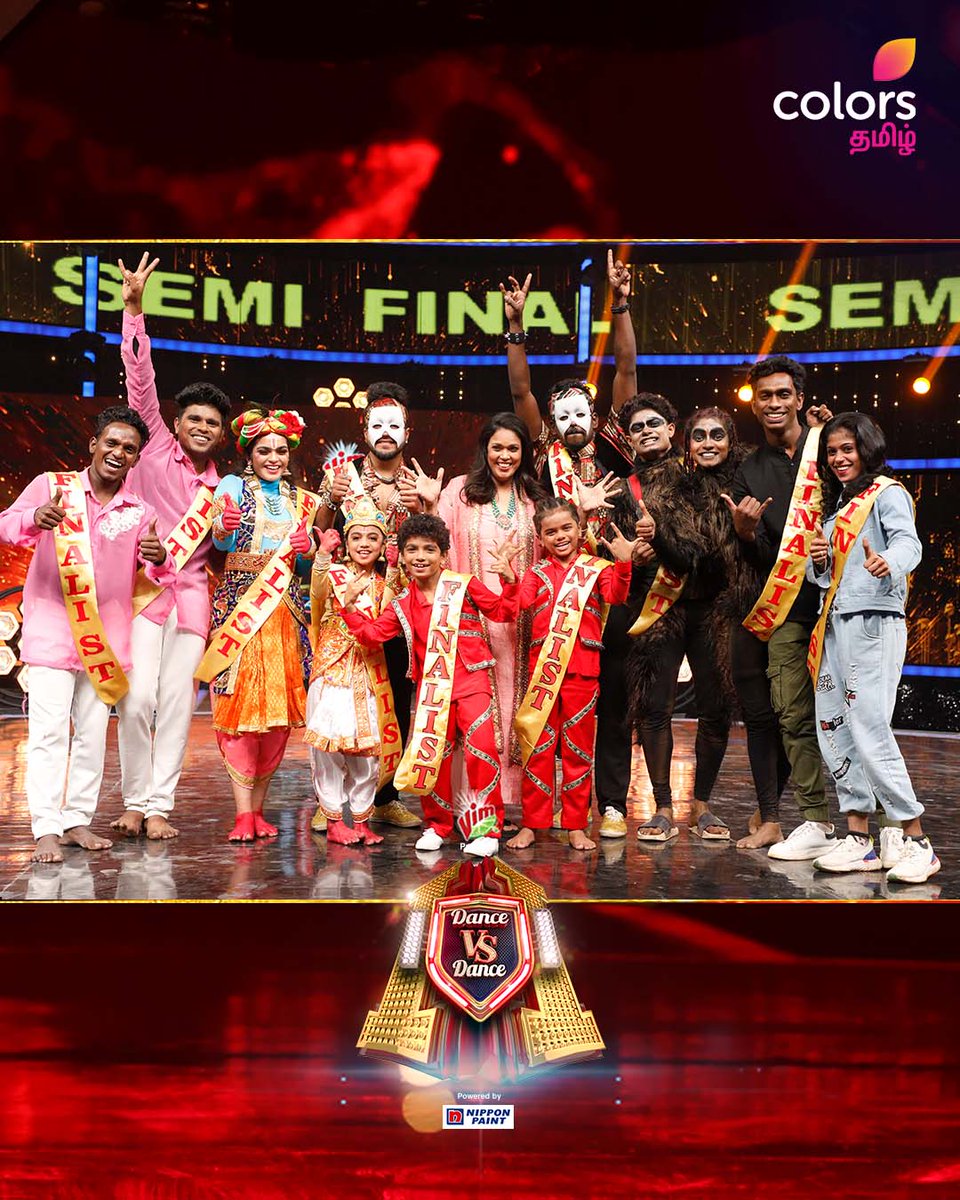 ColorsTvTamil's tweet photo. Congrats செல்லங்களா! 😍

#DanceVsDanceS2 | #DVDS2 | #DVDS2SemiFinal | @khushsundar | @BrindhaGopal1 | @iamSandy_Off | @Bhavna__B | #ColorsTamil https://t.co/O8lNrWyZS1
