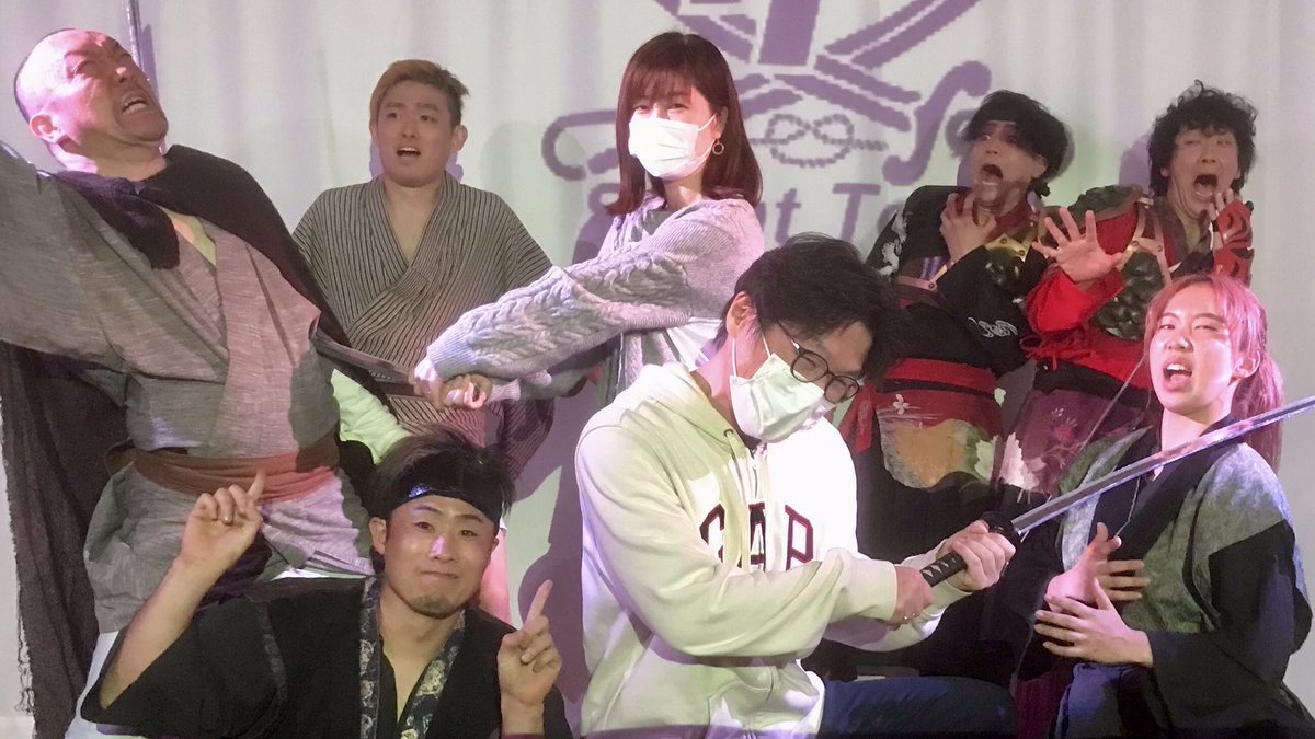 chankonsan's tweet photo. 先日のパイレーツスタントイベントで妹と旦那さんがアニキとハルカちゃんを斬りつけてるところを激写w #PPST #荻家班 #藤澤アニキ #PiratesStunt #危険請負人 #Rigger #stunt #wirestunt #スタジオ天六 #天満 #天神橋筋六丁目 https://t.co/uBZH801zVC
