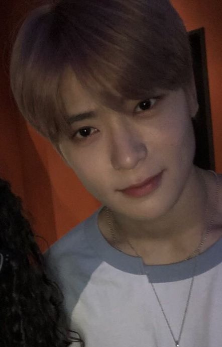 jaehyun’s old pics tweet media