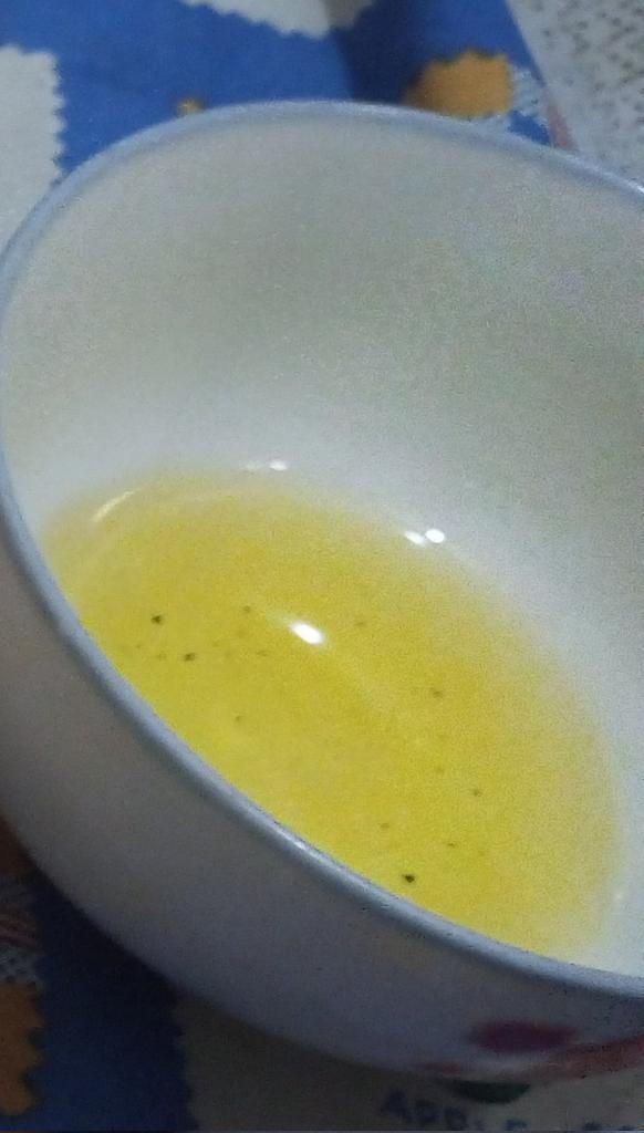 taimooriqbal2's tweet photo. Gilgit weather☁💧❄ and flood.
#diram and #goli with apricot oil. 
#GilgitBaltistan  #Snowfall https://t.co/TX6AgwRK1C
