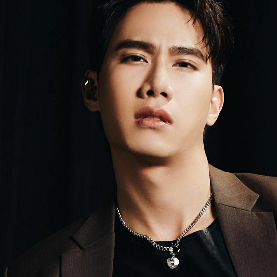 T_Pakorn_'s tweet photo. #НоваяАватарка https://t.co/2E87ME8nu0