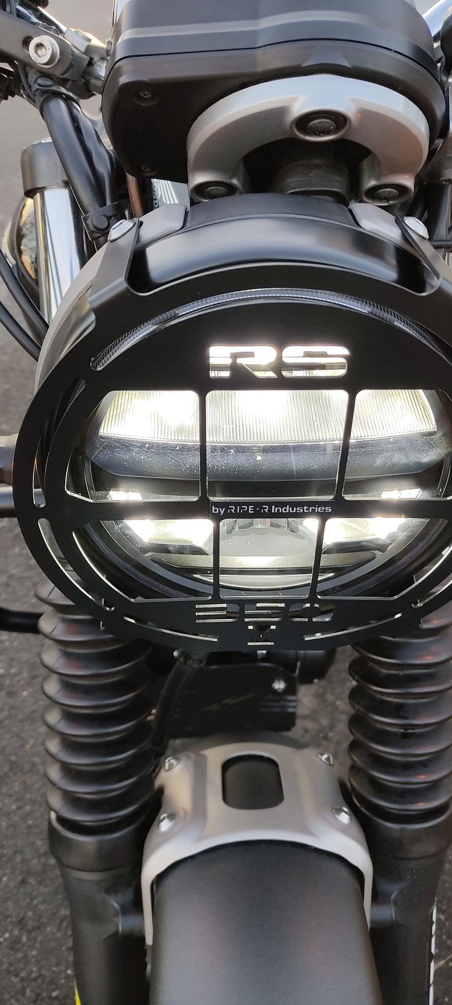GB350 ヘッドライトガード HEADLIGHT GRILL GB350C GB350 ヘッドライトガード HEADLIGHT GRILL GB350C Amazon