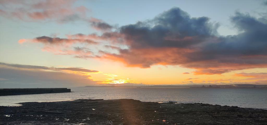 Howard White tweet media