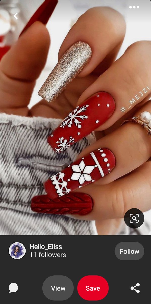 bspiritndlovu's tweet photo. What I asked for vs What I got 🎄 

All I can say is tis the season to sleigh 🧑🏽‍🎄

#GirlTalkZA #ChristmasNails #Christmas2021 #nailart https://t.co/qxUPAeFPX9