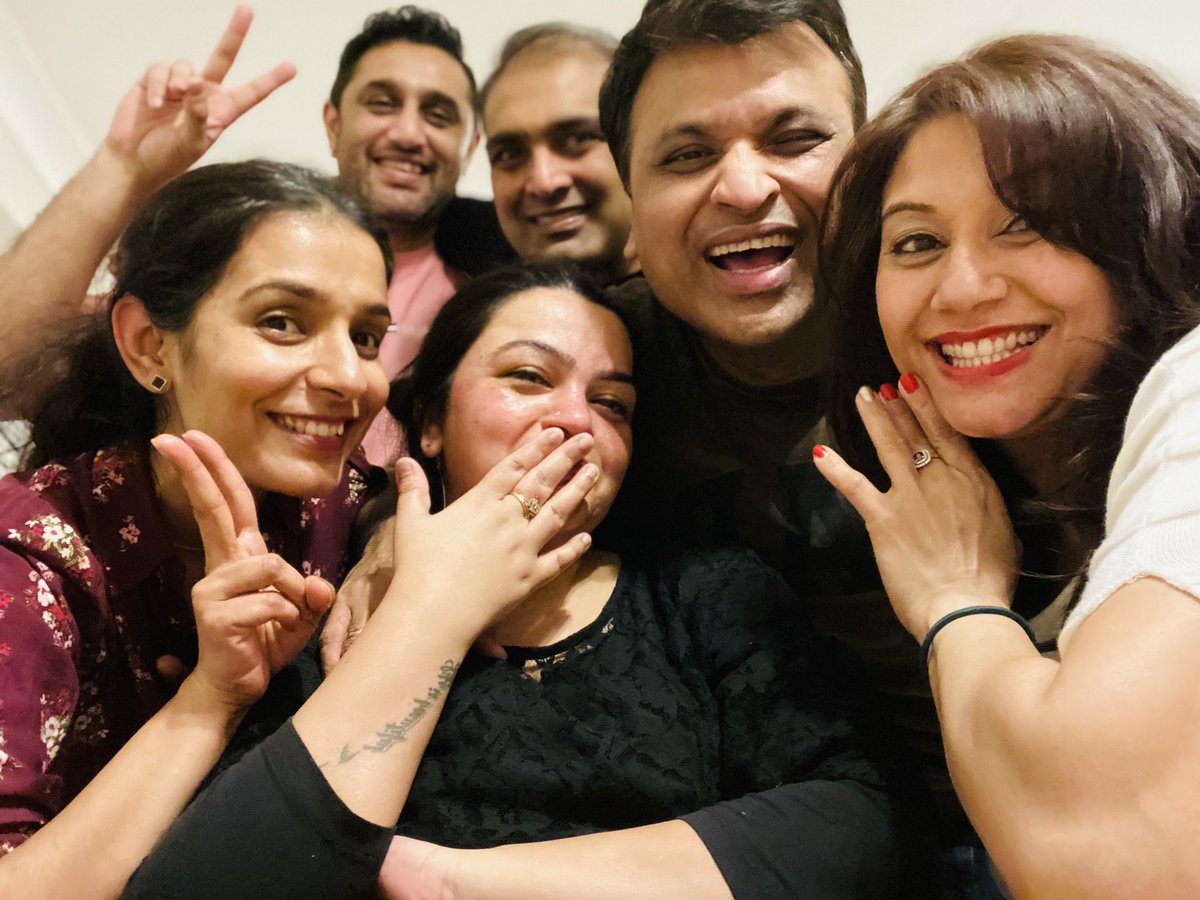 vishalagga's tweet image. “Be so busy loving your life that you have no time for hate, regret or fear”
Wishing you all an incredible 2022 folks

 #VRtheWorld #FreezeTheMoment #escapetheordinary #HappyNewYear2022