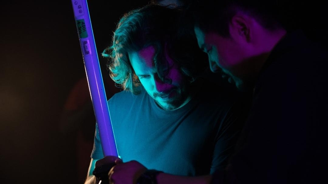 comiccomps's tweet photo. Behind the scenes 🎥🎬
Last Night in Soho, 2021

Credit: Complete Fiction, Film4, Focus Features International

#behindthescenes #filmset #makingof #movies #movie #cinema #films #filmmaking #filmmaker #lastnightinsoho #edgarwright #anyataylorjoy https://t.co/mVx3aMwriz