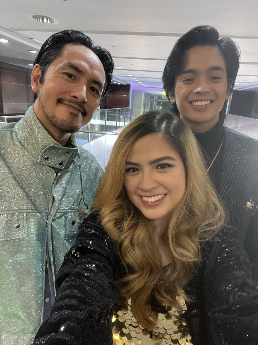 alexailacad's tweet photo. What a way to start the year! 🤯 Such an honor for @kdestrada_ &amp; I to have performed with one of our idols, @ricoblanco, for the #PBBKumuBigArrival 😭🤍🤗 Feeling blessed and lucky indeed. Goodluck sa new batch of adult housemates 💪🏼 https://t.co/Xcpj7rHDSY