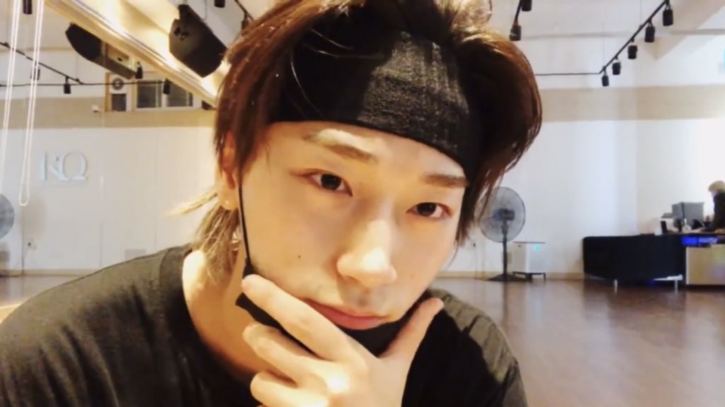 sankaissed's tweet photo. never gonna let anyone forget about this san in this vlive https://t.co/0bXeQLmnHH