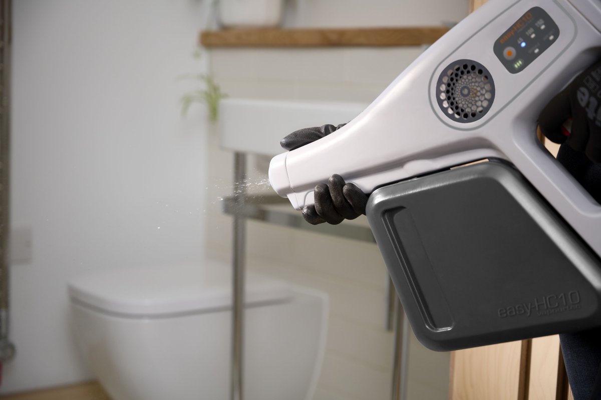EasyHc10's tweet photo. A game changer for #deepcleaning #disinfection regimes..just add salt and tapwater on site..vote for the revolutionary easy-HC10 in the Tomorrow's #Cleaning 2022 Awards https://t.co/kfBIs9NNyl #Omicron #Covid_19 #Coronavirus https://t.co/XyT9TzJDo4