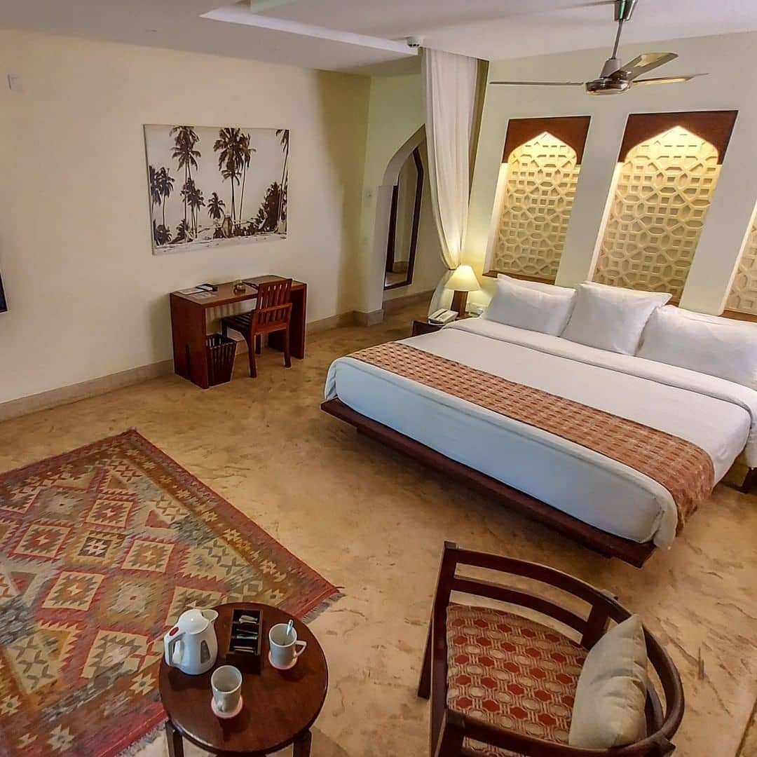 RajabWehu's tweet photo. If you happen to be in kilifi don't forget to check out this place, it's called @SilverPalmBofa.. If you are on a budget it's best you do it on low season.. #karibukilifi #homenikilifi #Amzingdestinations https://t.co/IGKLe2OT3o