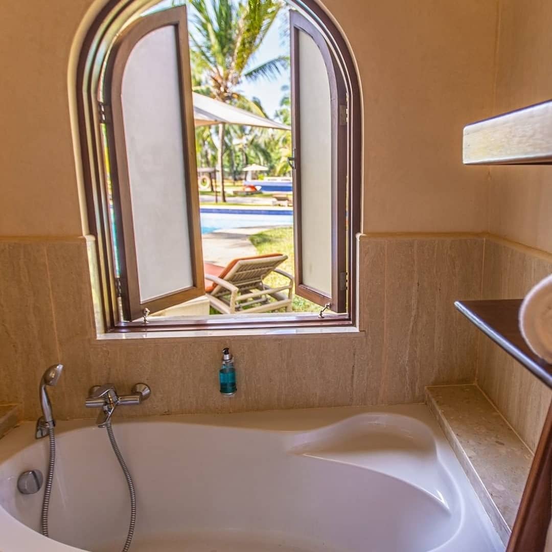 RajabWehu's tweet photo. If you happen to be in kilifi don't forget to check out this place, it's called @SilverPalmBofa.. If you are on a budget it's best you do it on low season.. #karibukilifi #homenikilifi #Amzingdestinations https://t.co/IGKLe2OT3o