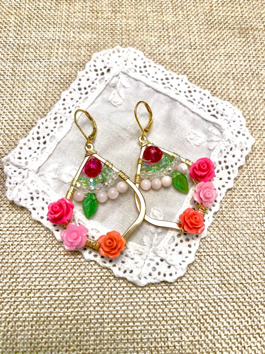 sparkling_bead's tweet photo. Excited to share this from my #etsy shop: Shabby Chic Pink Rose Hoop Earrings #shopsmall #handmade #shabbychic https://t.co/veqr3sSTFc https://t.co/MBeBTgEfX2