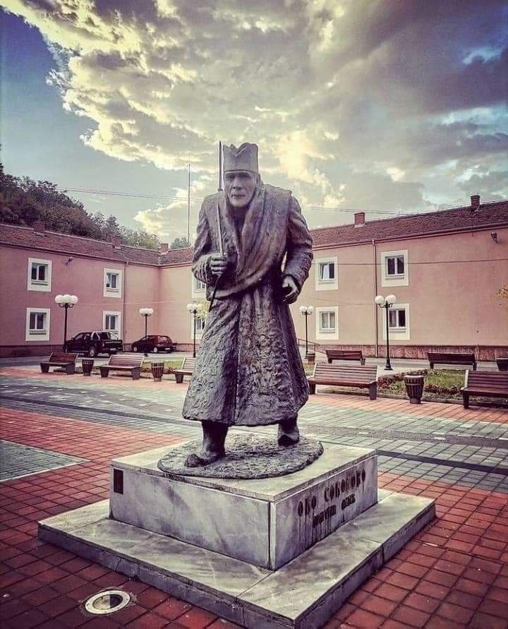 bogdan_zimonjic's tweet photo. На данашњи дан 2. јануара 1970. године у свом родном селу умро је најпознатији српски војни извиђач Драгутин Матић, познат као Око Соколово. Рођен је 10. јануара 1888. г. у Калетинцу. Учествовао је у свим борбама Српске војске од 1910. г. до краја Првог свјетског рата.

СЛАВА МУ! https://t.co/Wg2C8oRvfg