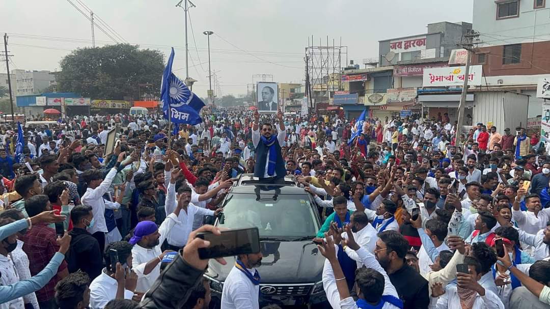 SahebKing14's tweet photo. #ReleaseChandrashekharAzad don't distrupt bhim army and their people. https://t.co/yktjmhTXJ8
