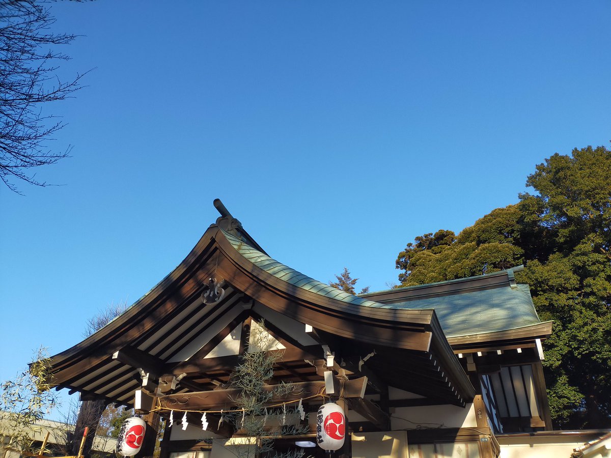 SakurayaMidori9's tweet photo. 本日、初詣⛩に行ってきました！
手水舎のところに『カラス立入禁止』…。
#七郷神社 #東川口 https://t.co/MUfbcuTArX