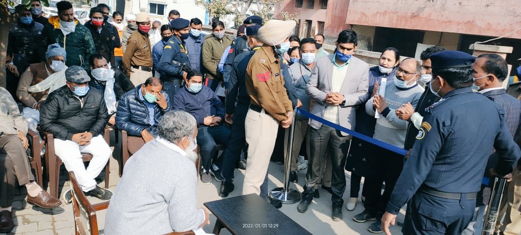 Sandeep84360276's tweet photo. बब्बर शेर मंत्री श्री अनिलविज जी को ने कहा कि मैं कि आपको विश्वास दिला चुका हूं कि जितने भी गेस्ट लगे हुए हैं को किसी भी तरह की कोई समस्या नहीं आएगी ना ही उनको निकाला जाएगा उन्होंने कहा अगर कोई भी वर्ड अनिल विज की डिक्शनरी में नहीं है जो कहता हूं वही करता हूं मंत्री जी का धन्यवाद https://t.co/v1nBPveLAy