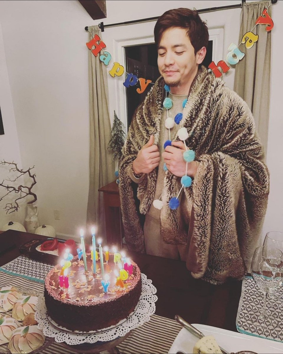 ALDENators's tweet photo. Happy 30th Birthday Alden..
May you have more birthdays to come and more projects and lovelife too..Godbless you https://t.co/hDxib3oH8c