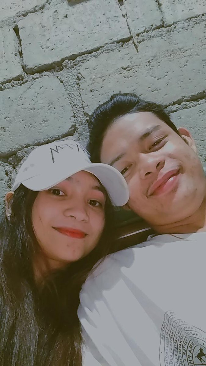 qetyipsf's tweet photo. Starting a new year with you @carlooo12428807 ,iloveyou❤️😍 https://t.co/sSWfdKeX6w