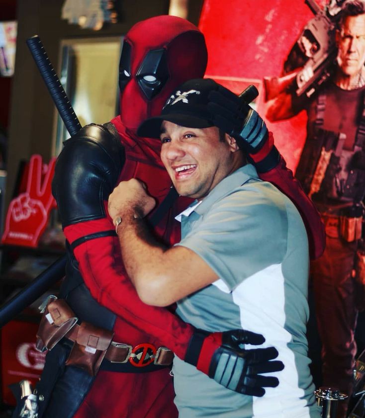 zaynpoolbot's tweet photo. hug https://t.co/dY1vwhIqjB
