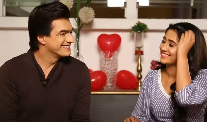 SimranS51082908's tweet photo. My pics-100 🙎
Her pics-250🙎♀️
I own the phone📱
But she owns the gallery 🎀
#shivin #shivinforever #MrsSMK #MrandMrsKhan ♥️🧿 https://t.co/8nGJTkEawo