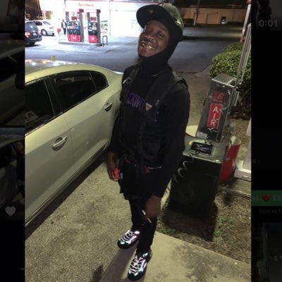 its_oochie's tweet photo. #NewProfilePic https://t.co/TxYT2ppTmu