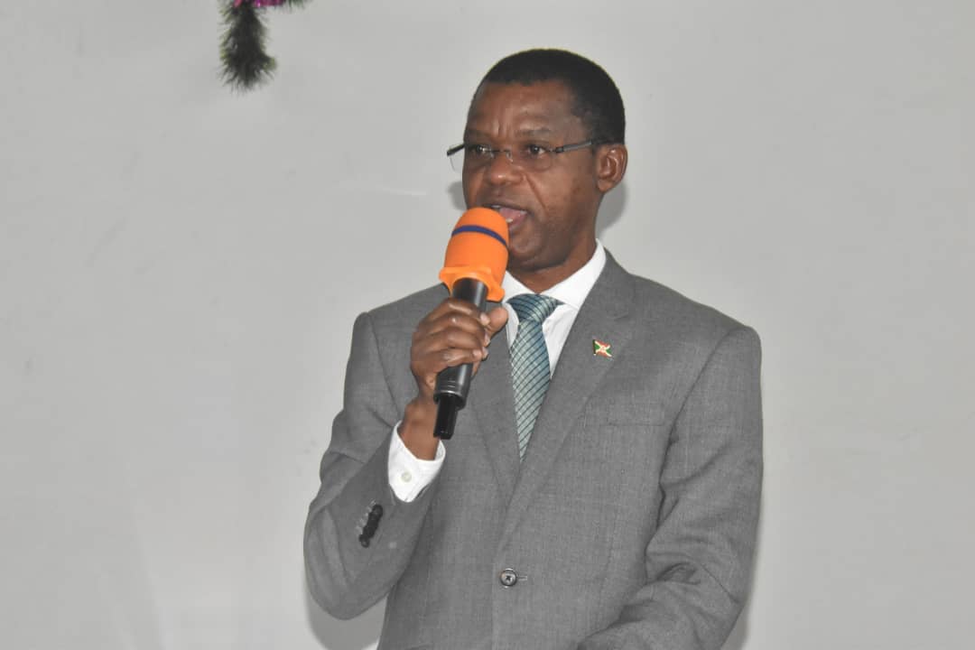 Hon.Bishop Sinzohagera Emmanuel(PhD) tweet media