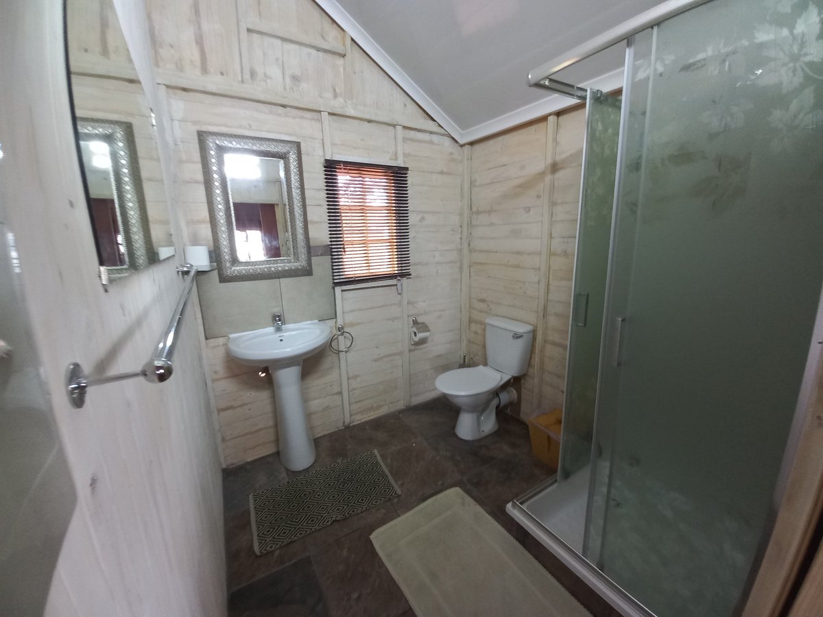 KameelAnd's tweet photo. We would like to invite you to our little oasis in #KameelZA. Our Great Escape cabin is ready for guests. Come and enjoy the peace and quiet. Sit around the fire and watch the star filled milky way.
#RouteR377 #Northwest #Kameelrustandvrede https://t.co/zGb2GUNBEy