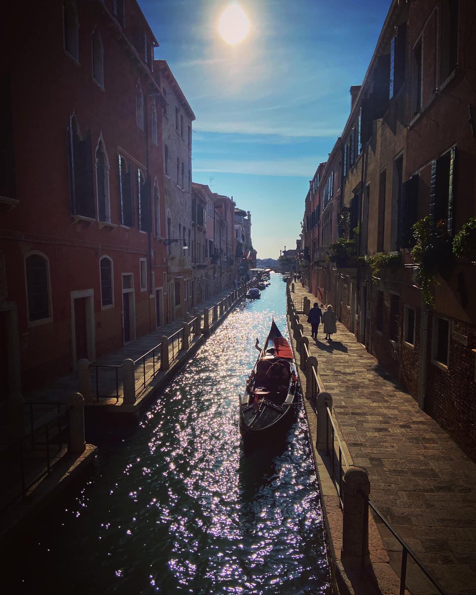 leadintogold's tweet photo. 👋🤠☕️
https://t.co/MXoyeoNcFf
.
📸Buona domenica a tutti.
Foto di Francesco Zanchi Tour Guide
https://t.co/xbktgYGf3T
#venezia
.
@mariadistella
@choochad95
@PrudievaOlga
@roberto15832834
.
#YakiDa #DeepIntheJungle https://t.co/rakJXoAOHO https://t.co/KgESOfob1a
