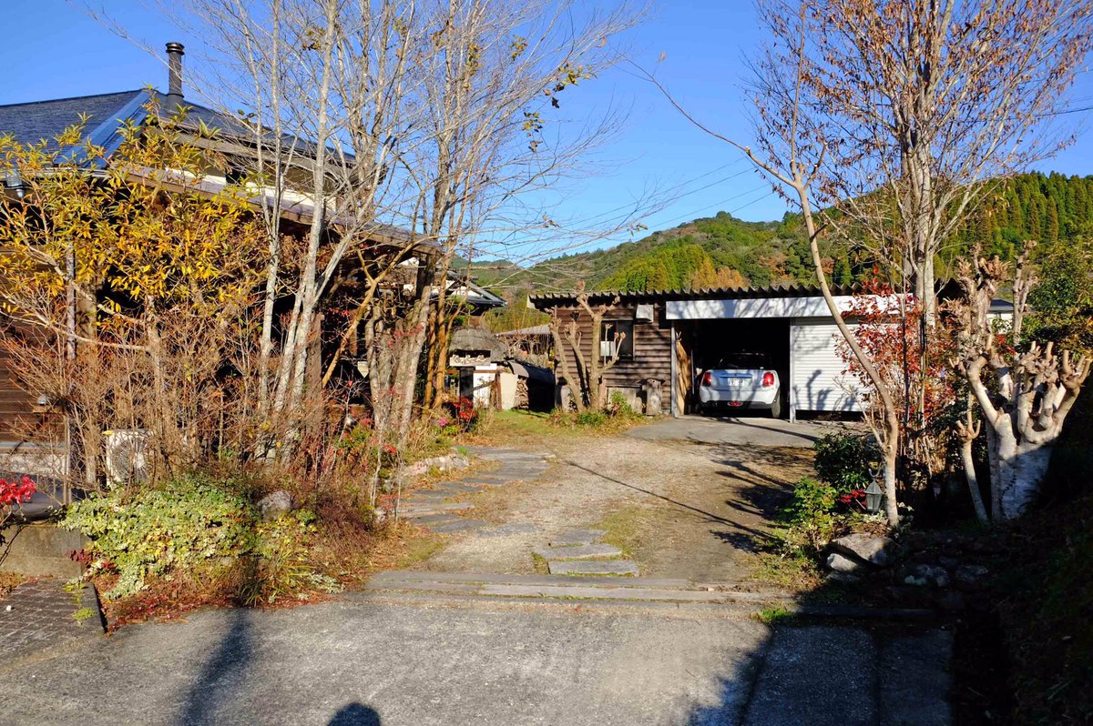 里山を愛でる家