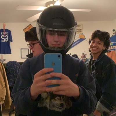 clo_uds_'s tweet photo. #NewProfilePic https://t.co/0vq0x0tdmO