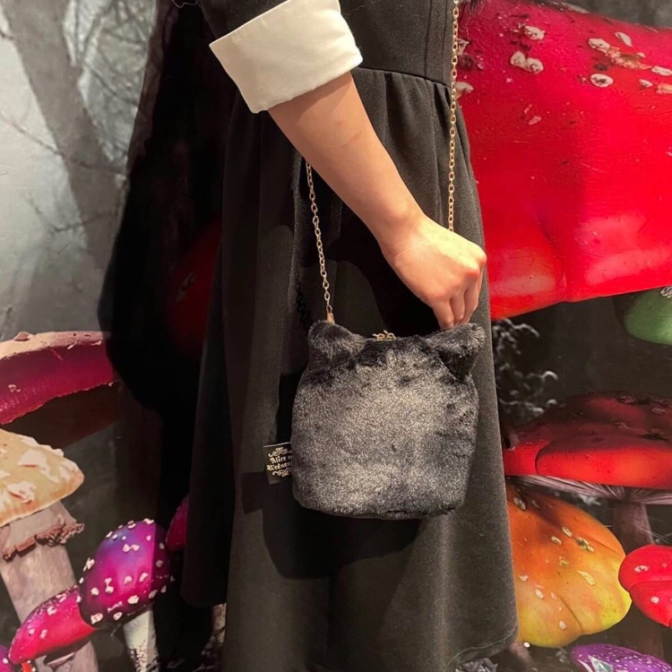 たかこ£様 アリスのアーチ型ショルダーバッグ ネコちゃん トートバック