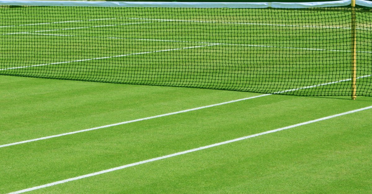 Do you know that the grass at Wimbledon was kept two inches long until 1949 when an English tennis player was bitten by a snake. 8mm is the optimum grass length for present day play at Wimbledon.

#tennis #facts https://t.co/2tZTmRrCIL