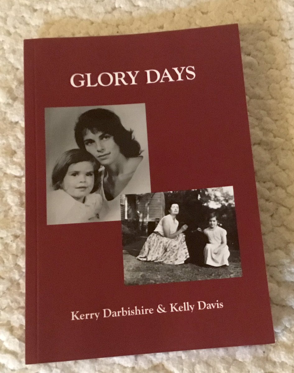 RoyallMargaret's tweet photo. Next Sun: launch of #ImmersedInBlue. To meet my wonderful guests/get free tix, please visit https://t.co/FESoSr0YZR where I am featuring my guests. #KerryDarbishire #KellyDavis #PaulBrookes #PatriciaMOsborne #BrianMcManus #JoWeston #SteveCawte #SimonRoyall & host #DamienBDonnelly https://t.co/amxQCqRhNG