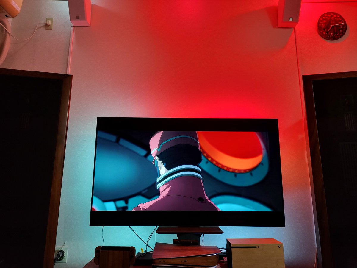 CaelumLuce's tweet photo. エヴァとhue sync box との相性が良すぎる
ホントに海と空が拡張されてるように没入できる
#PhilipsHue
#HueSyncBox https://t.co/KSeNoAs5Zh