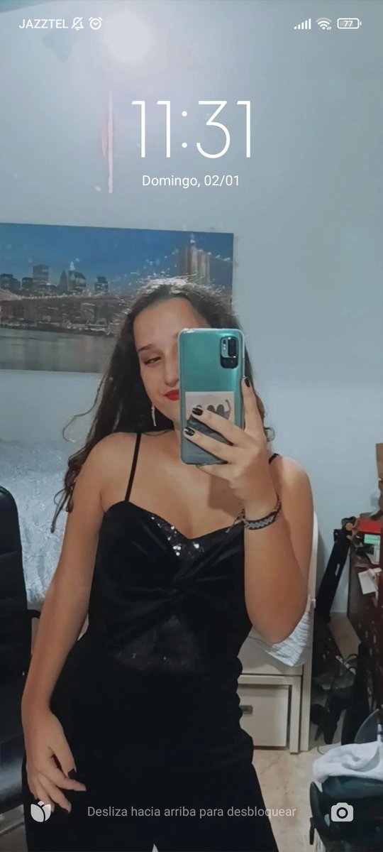 xirenedreamss's tweet photo. 2022 se va a tratar de mi y de lo mucho que lucharé para quererme tal y como soy https://t.co/TnZPmVZ5cs