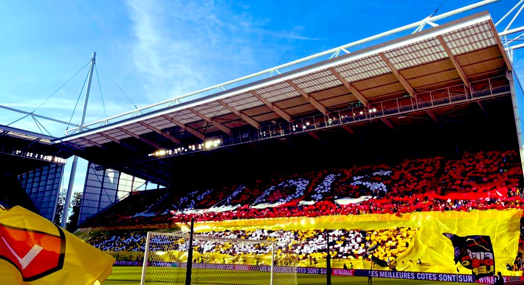 bras_george's tweet photo. 𝕁-𝟚 🔥

#rclens #RCLLOSC #DERBY https://t.co/zxiZHBJd9h