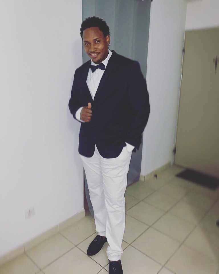 Matitoff_low's tweet image. Que l’année 2022 soit meilleur pour chacun d’entre nous !!

Bonne Année à tous ! 🥂
🎉🥳🥂🤩
#matitoff #realman 
#bonneannée2022 #2022 #happynewyear