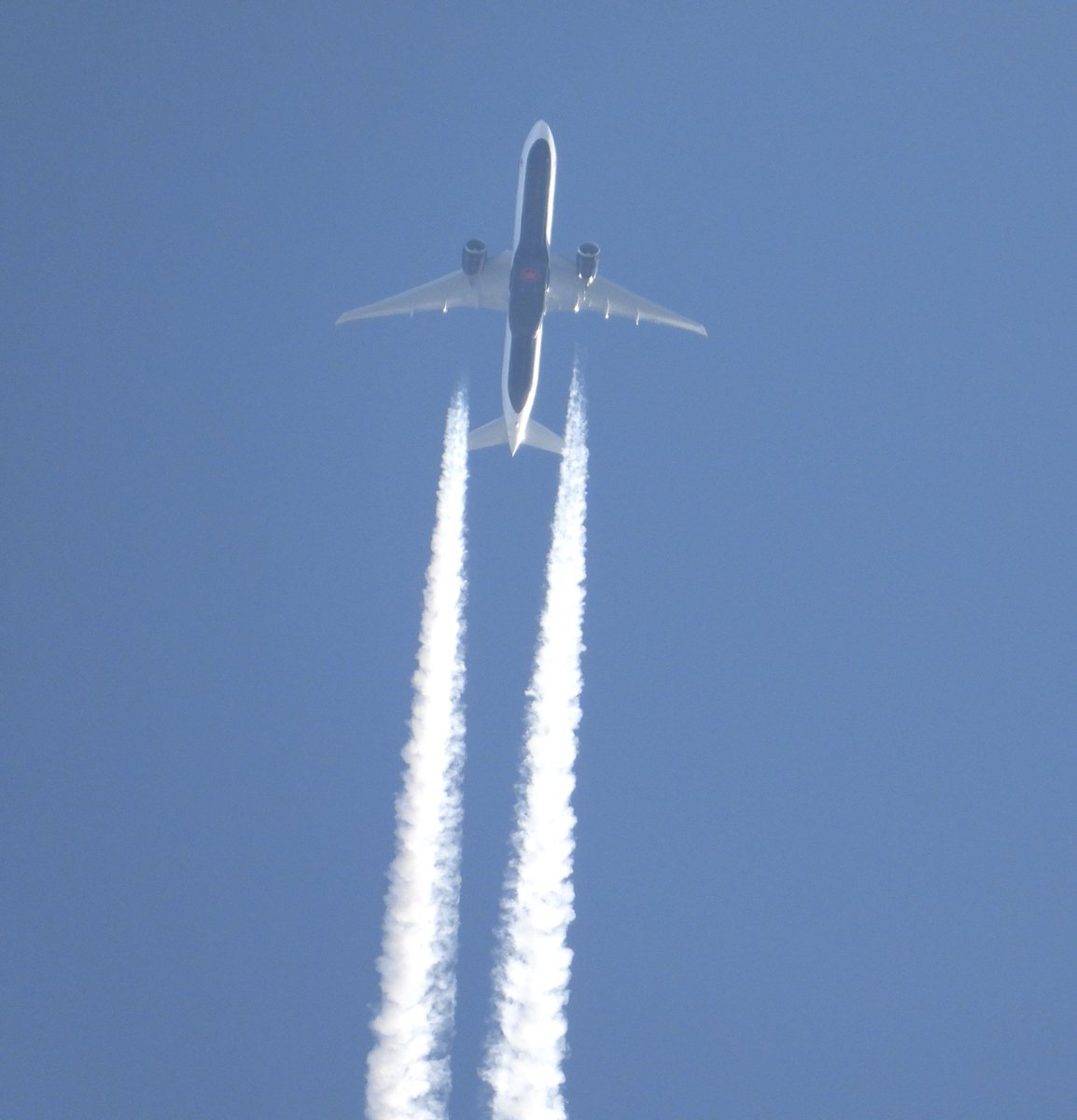 TheSnoopySnoop's tweet photo. #OTT #AC833 #B777 BRU👉YUL overhead Belfast 32,000ft
#AvGeek #planespotting #nikonphotography #Nikon https://t.co/dzeUBChXgH