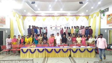 FIG-Z67VQAEhYmR?format=jpg&name=360x360