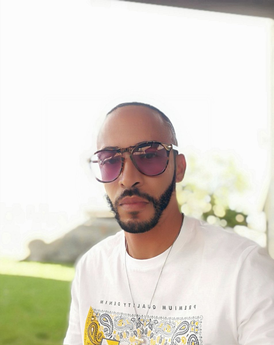 Trevor  (@dertrevor) on Twitter photo 