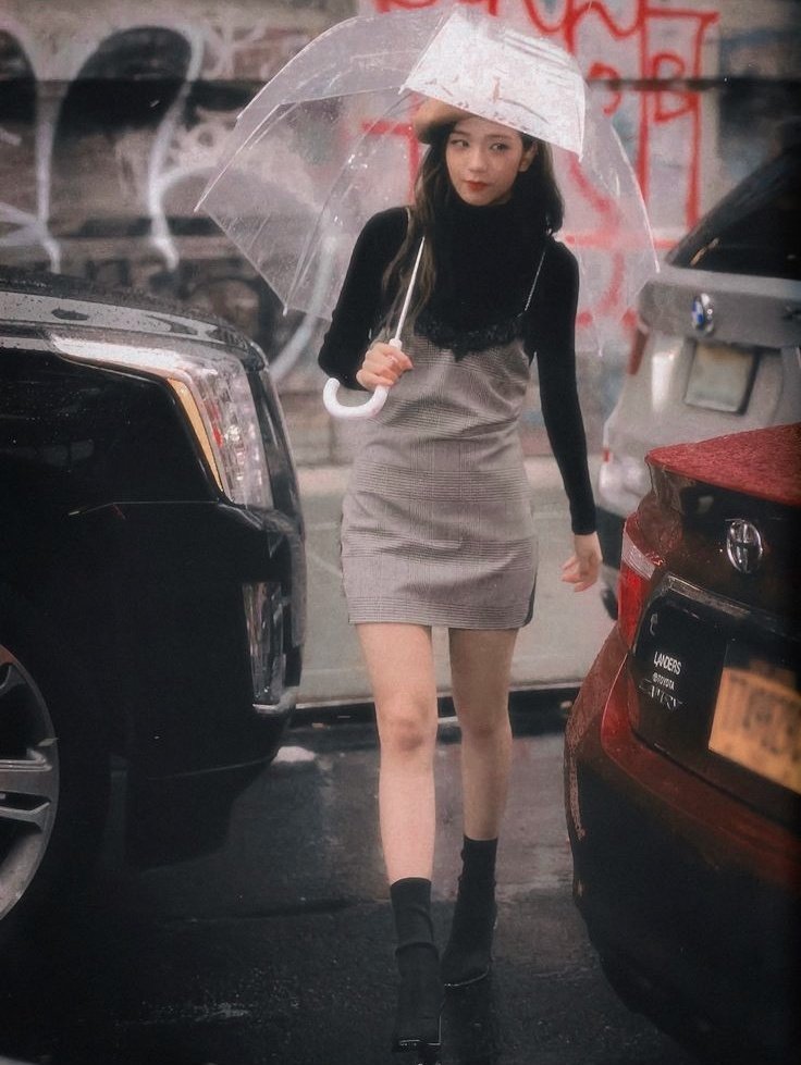 Baambaam19992's tweet photo. Happy birthday turtle rabbit kim ♡

#OurPrideJISOOday 
#첫눈처럼_다가온_지수의_생일을_축하해
@BLACKPINK https://t.co/vgjq7hfA7e