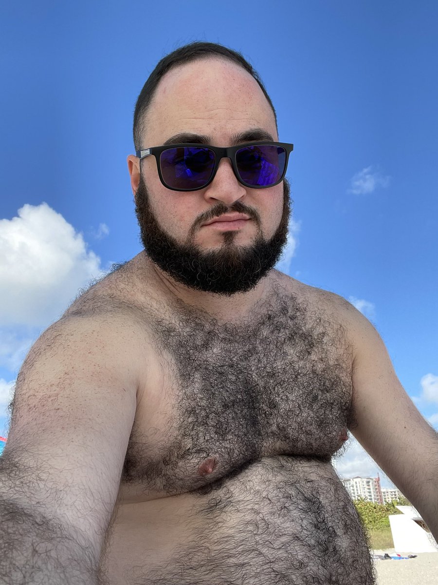 deerockbear's tweet photo. It’s been a while but I’m back 🌊🏖missed the beach https://t.co/Xiab7a55Qk
