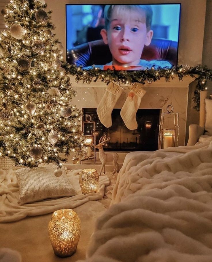 gorgontius's tweet photo. 🎆НОВОГОДНЯЯ ЦЕПОЧКА ТВИТТЕРСКИХ🎆

🎄что нужно делать?🥂

❄читай меня 🧨

☃️сделай рт🛷

🌠читай ретвитнувших⛸

🎁жди новых читателей ✨

🐯 я взаимничаю 

#цепочкатвиттерских 
#цепочкафолловеров https://t.co/Br5thJ05xd