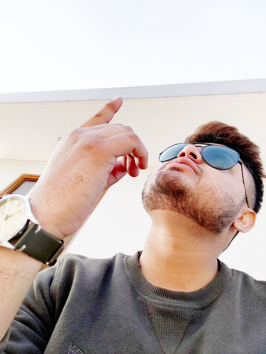 रात के दरिया का किनारा भी कभी आएगा,
वक़्त का क्या हैं, हमारा भी कभी आएगा..